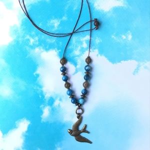 🐦HAND-CRAFTED NECKLACE